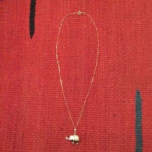 14 carat gold elephant pendant necklace